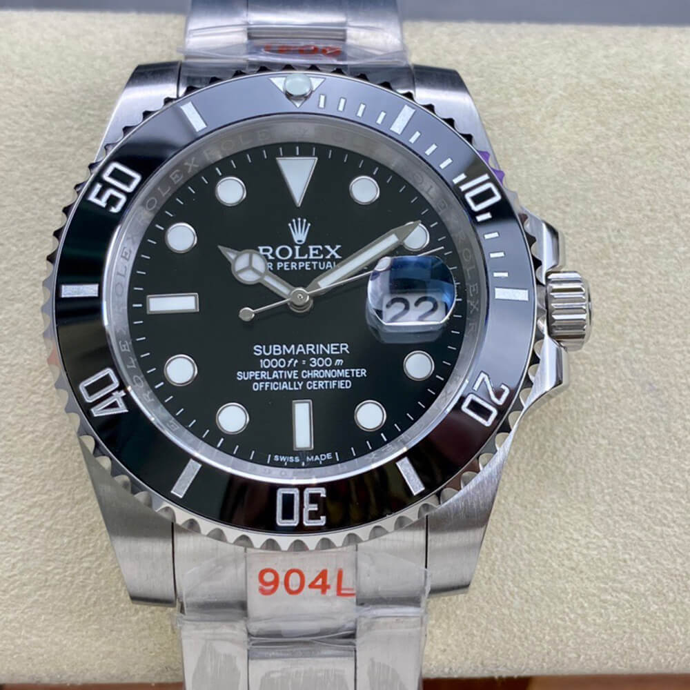 Rolex Submariner Date