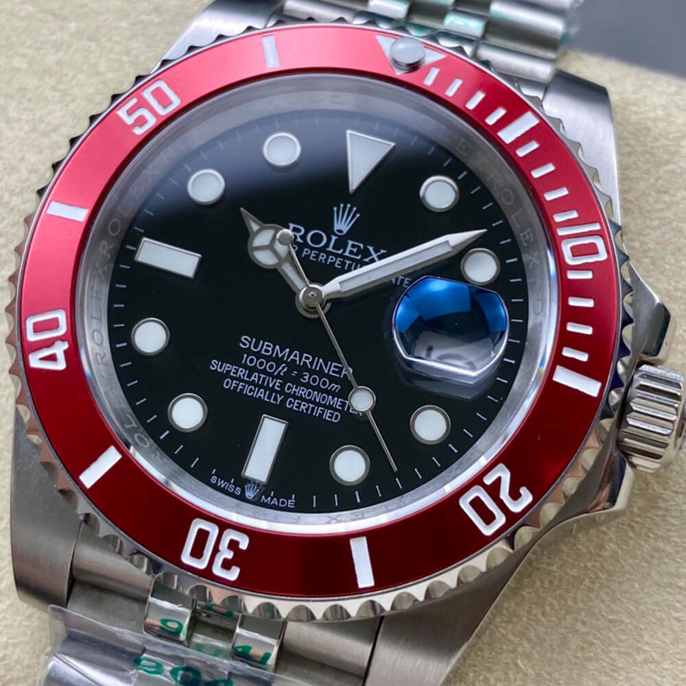 Rolex Submariner Date