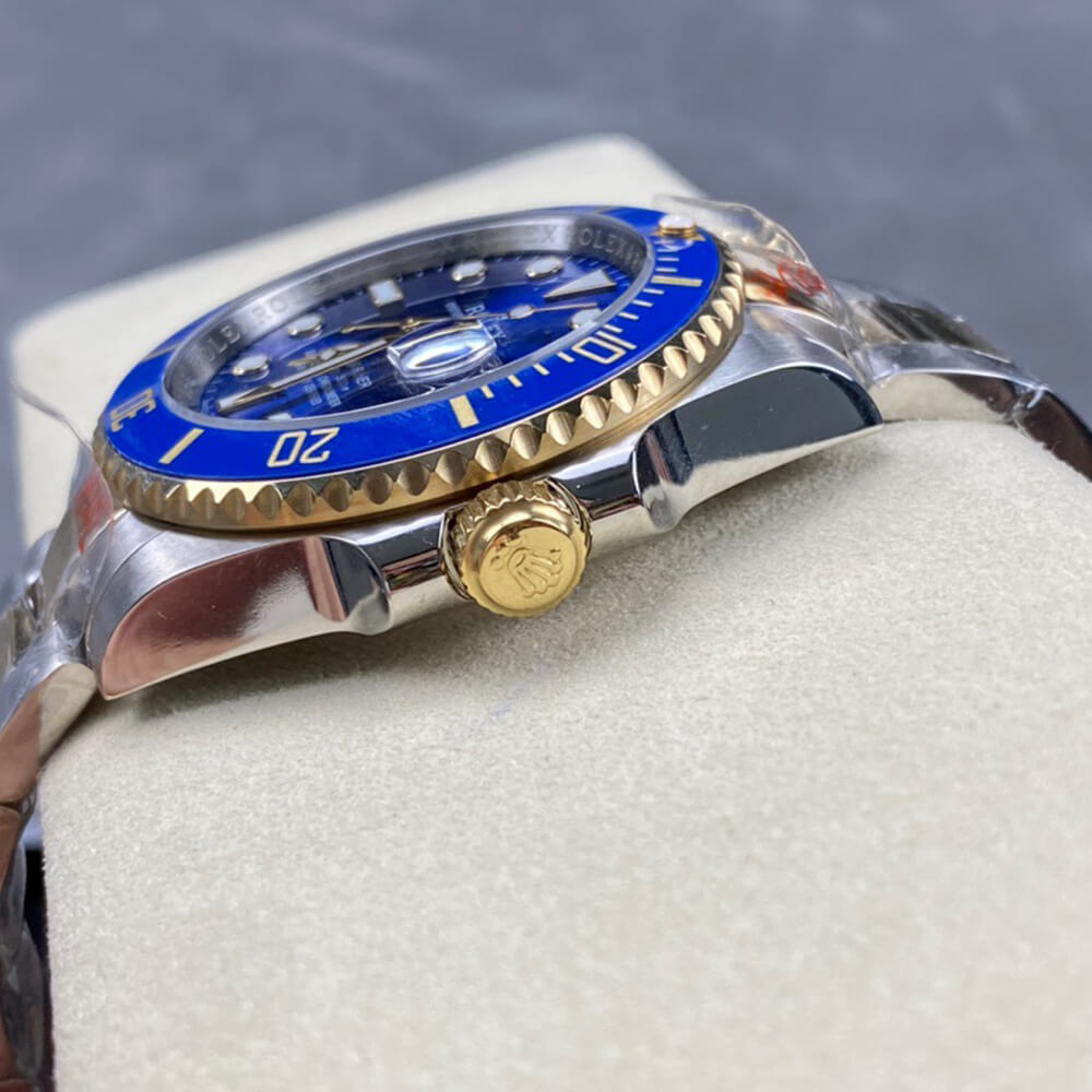 Rolex Submariner Date