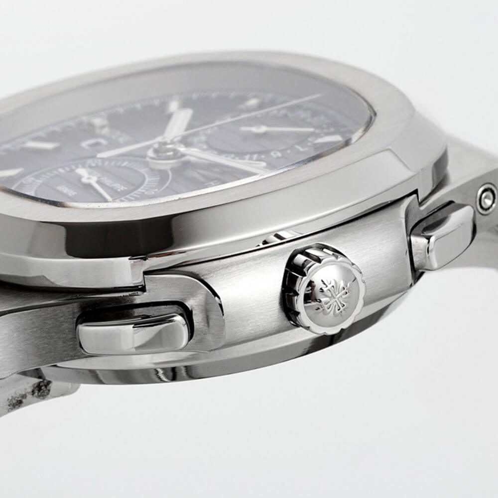 Patek Philippe Nautilus 5990/1A